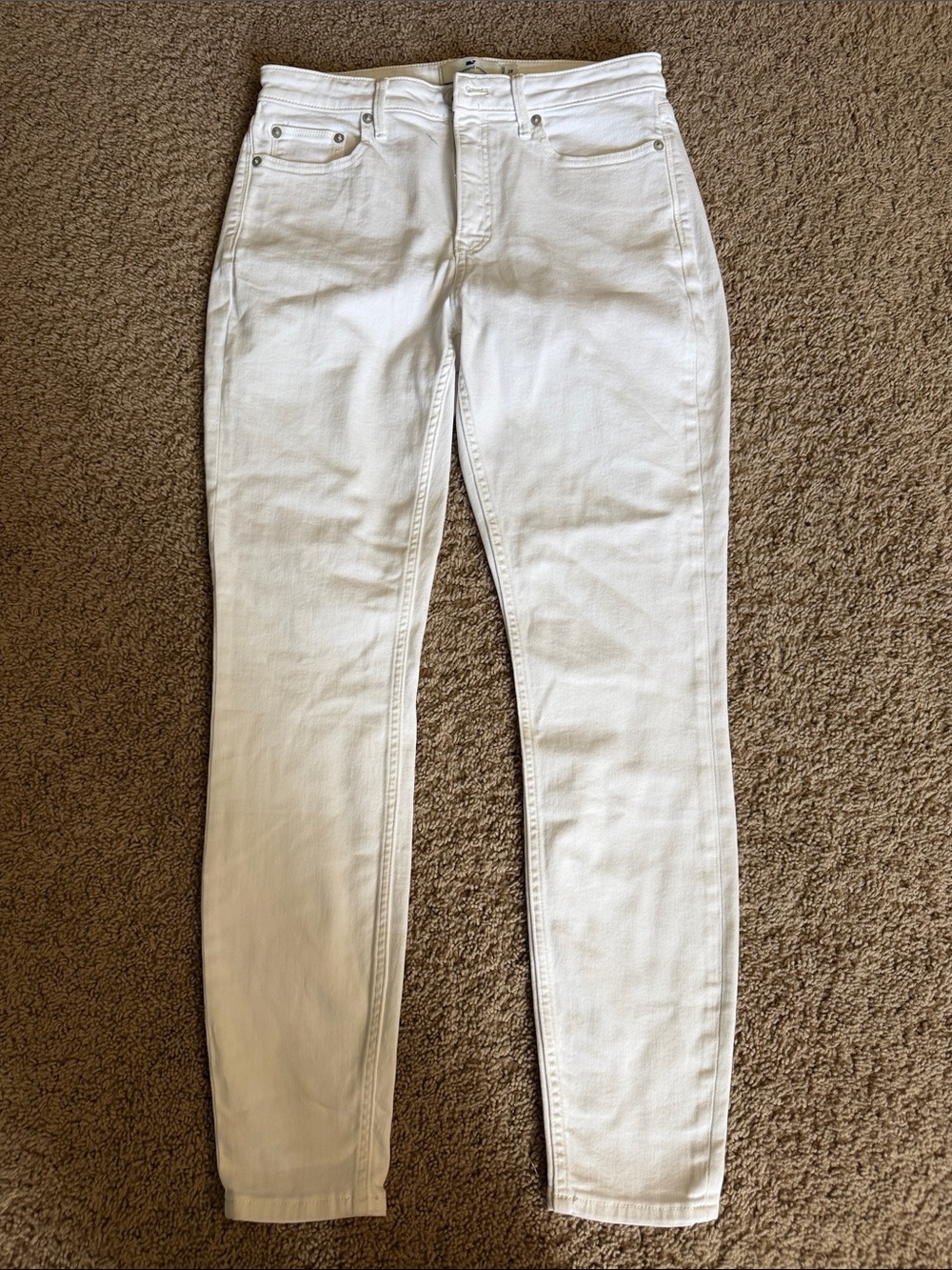 Vineyard vines, high-rise skinny size 29 white jeans